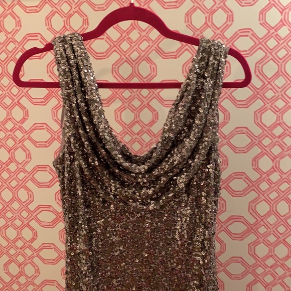 Cachet silver sequin gown size 10 - Picture 2 of 5